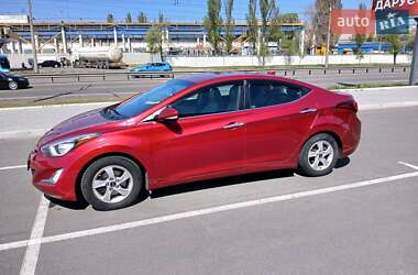 Седан Hyundai Elantra 2015 в 