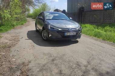 Седан Hyundai Elantra 2019 в 