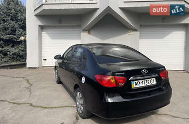 Седан Hyundai Elantra 2010 в 