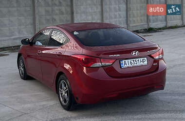 Седан Hyundai Elantra 2011 в 