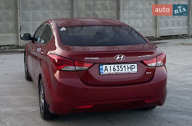 Седан Hyundai Elantra 2011 в 