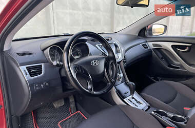 Седан Hyundai Elantra 2011 в 