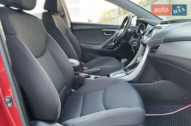 Седан Hyundai Elantra 2011 в 
