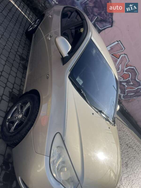 Седан Hyundai Elantra 2008 в 