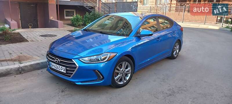 Hyundai Elantra 2017