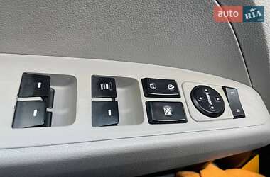 Седан Hyundai Elantra 2017 в 