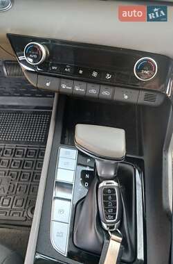 Седан Hyundai Elantra 2021 в 
