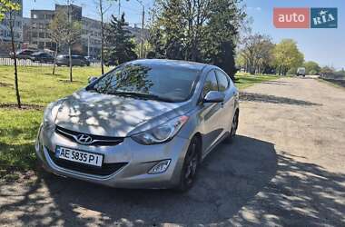 Седан Hyundai Elantra 2013 в Дніпрі