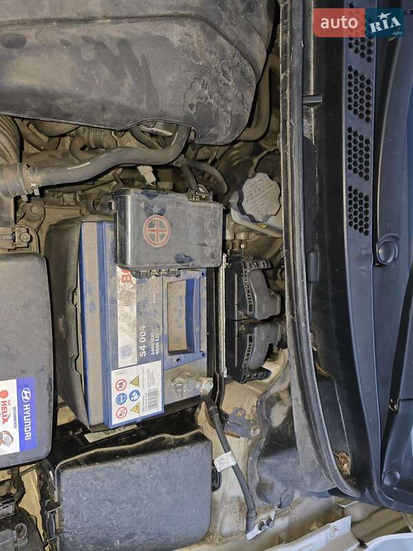 Седан Hyundai Elantra 2012 в Києві фото 19 Седан Hyundai Elantra 2012 в Києві