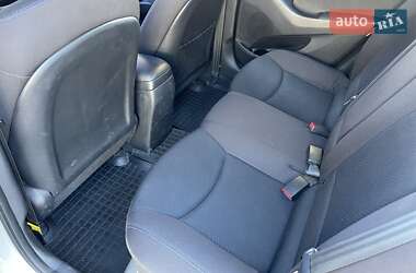 Седан Hyundai Elantra 2012 в 