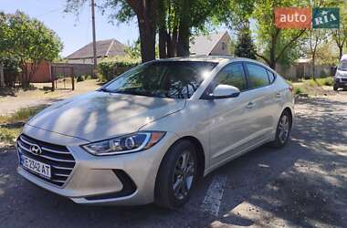 Седан Hyundai Elantra 2018 в 