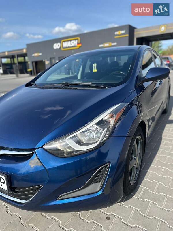 Hyundai Elantra 2014