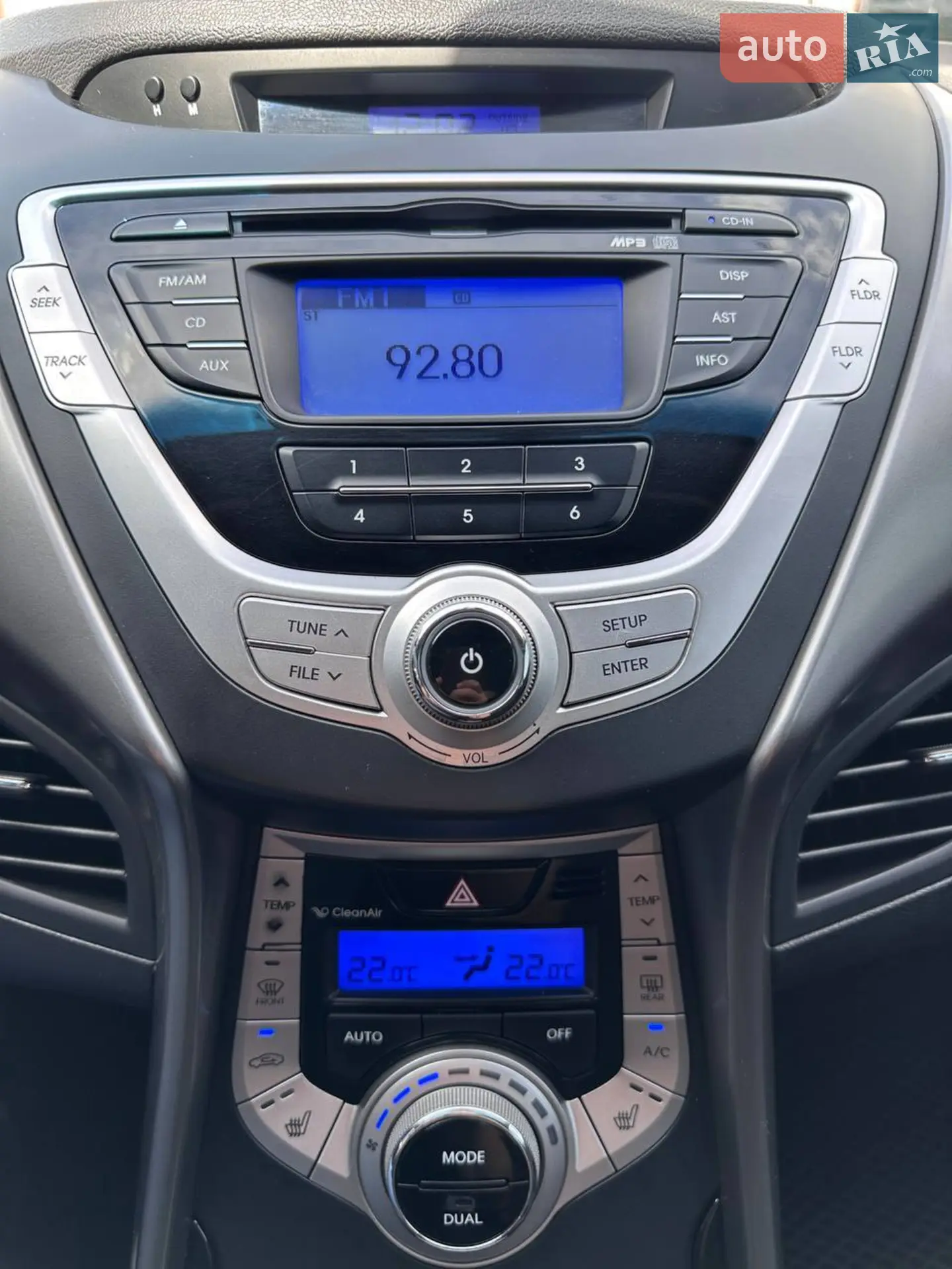 2012 Hyundai Elantra - мініатюра 11