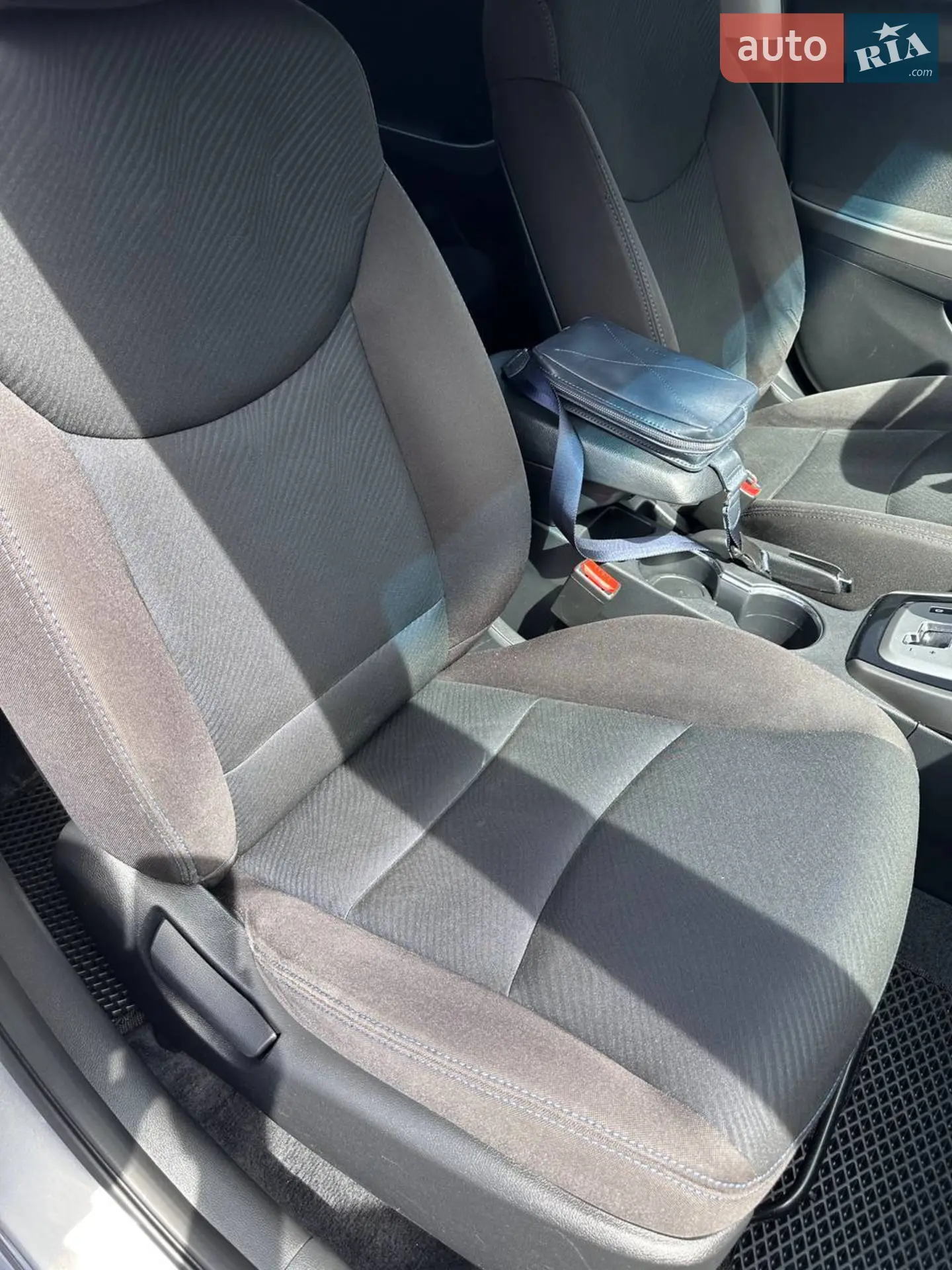 2012 Hyundai Elantra - мініатюра 17