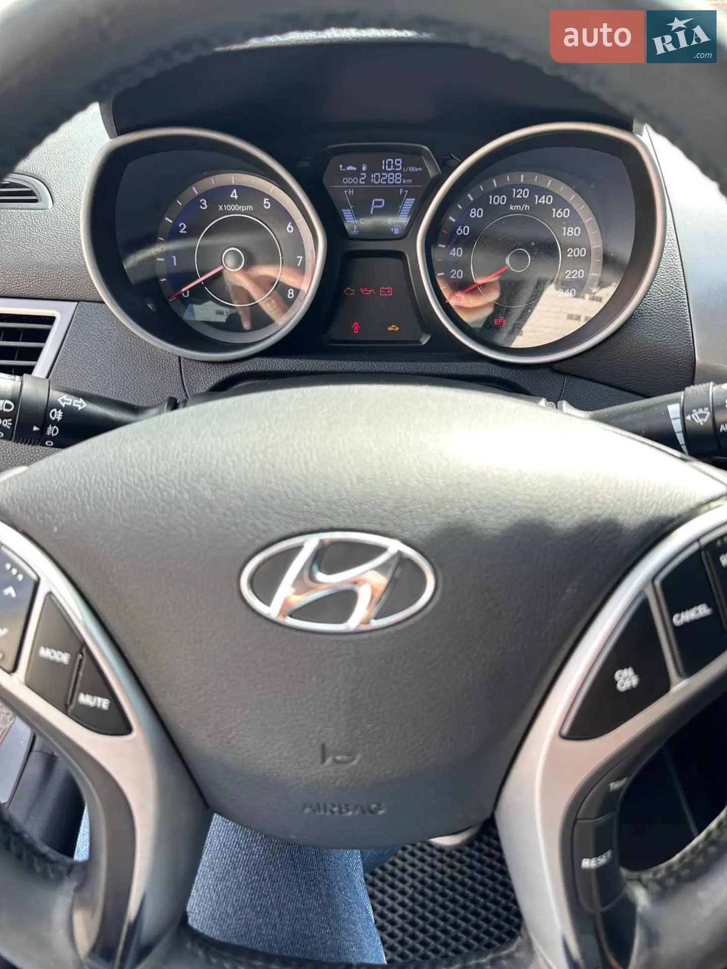 2012 Hyundai Elantra - мініатюра 23