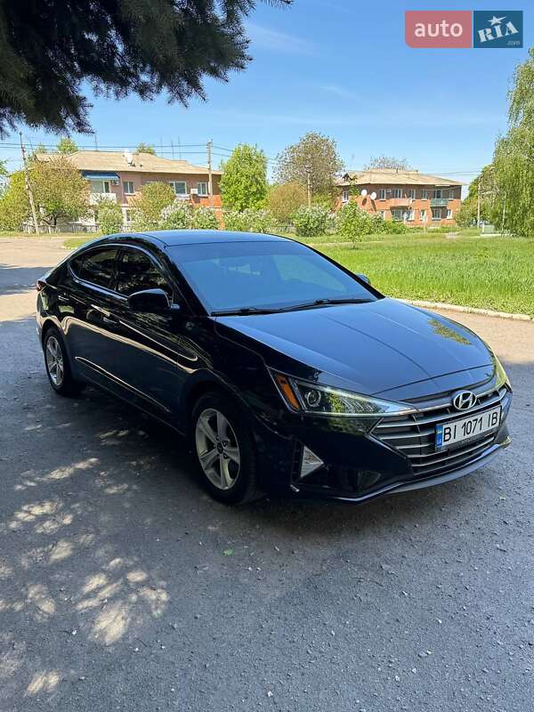 Hyundai Elantra 2019