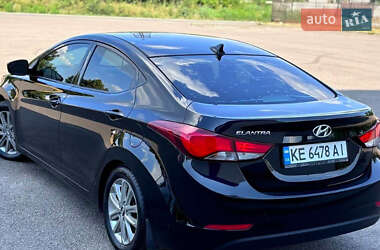 Седан Hyundai Elantra 2014 в 