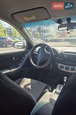 Седан Hyundai Elantra 2011 в 