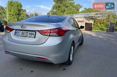 Седан Hyundai Elantra 2013 в 
