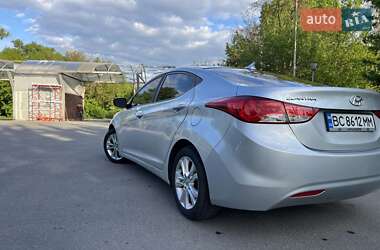 Седан Hyundai Elantra 2013 в 