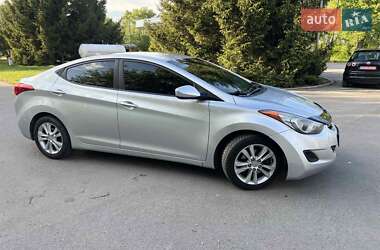 Седан Hyundai Elantra 2013 в 
