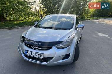 Седан Hyundai Elantra 2013 в 