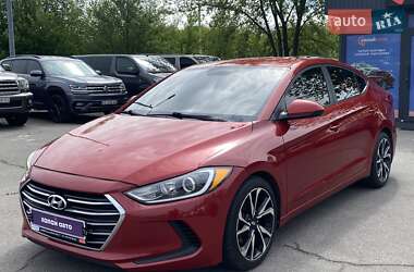 Седан Hyundai Elantra 2016 в Днепре