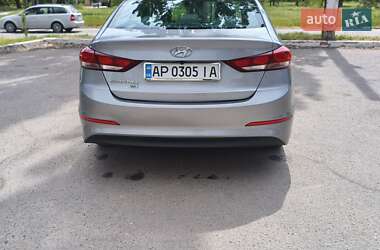Седан Hyundai Elantra 2016 в 