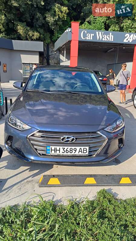Седан Hyundai Elantra 2018 в Ізмаїлі