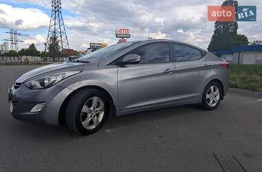 Седан Hyundai Elantra 2012 в 