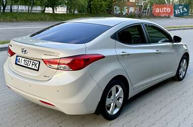 Седан Hyundai Elantra 2012 в 