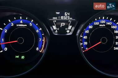 Седан Hyundai Elantra 2012 в 
