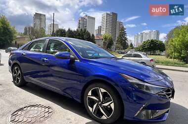 Седан Hyundai Elantra 2021 в Киеве