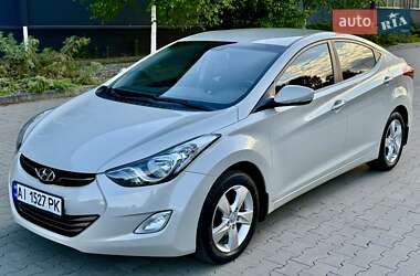 Седан Hyundai Elantra 2012 в Києві