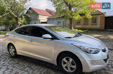Седан Hyundai Elantra 2012 в Николаеве