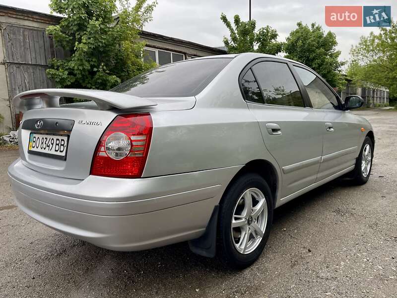 Седан Hyundai Elantra 2005 в Тернополе