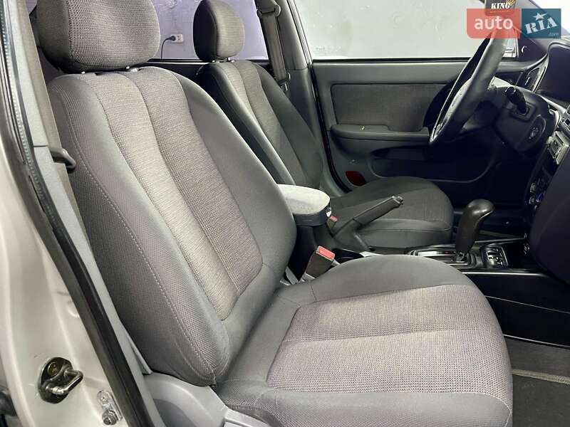 Седан Hyundai Elantra 2005 в Тернополе