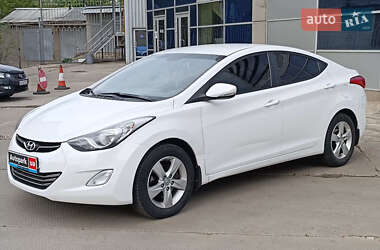 Седан Hyundai Elantra 2012 в 