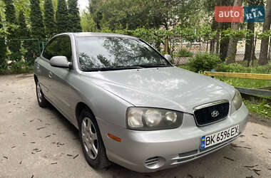 Седан Hyundai Elantra 2001 в Рівному