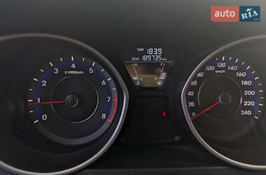 Седан Hyundai Elantra 2012 в 