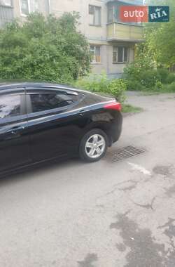 Седан Hyundai Elantra 2013 в Харкові