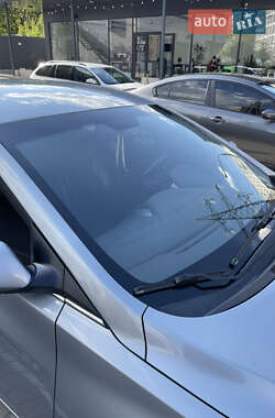 Седан Hyundai Elantra 2014 в 
