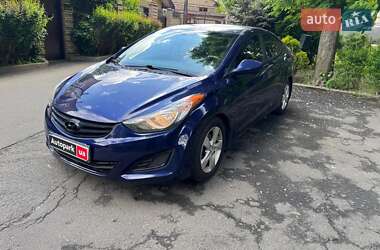 Седан Hyundai Elantra 2013 в Киеве