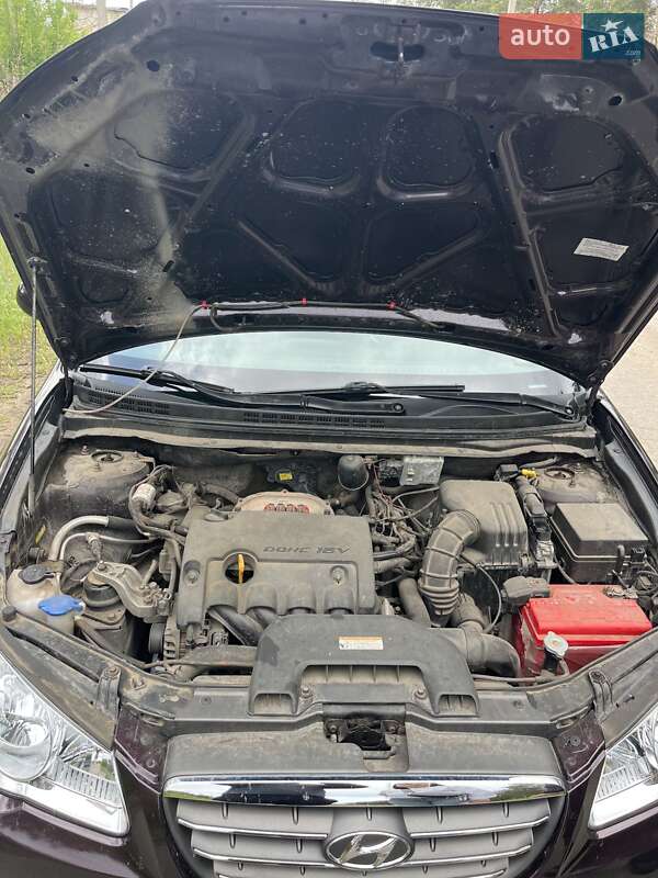 Седан Hyundai Elantra 2008 в Изюме