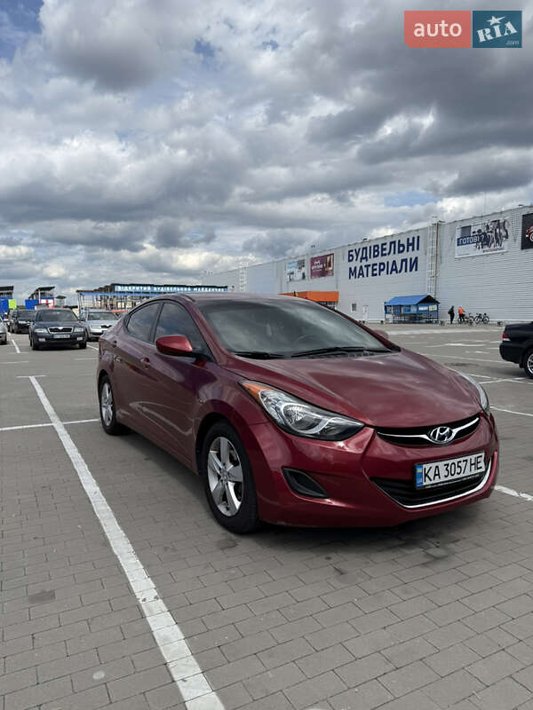 Седан Hyundai Elantra 2013 в Борисполе