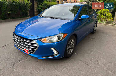 Седан Hyundai Elantra 2016 в Києві
