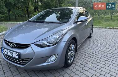 Седан Hyundai Elantra 2012 в 