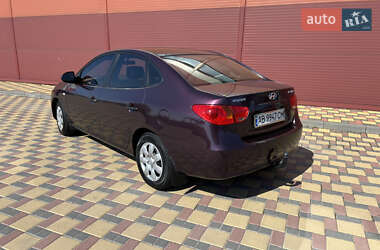 Седан Hyundai Elantra 2008 в 