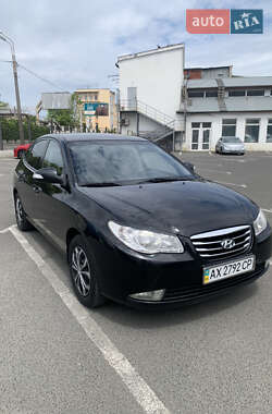 Седан Hyundai Elantra 2010 в 