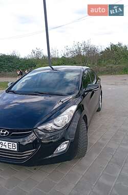 Седан Hyundai Elantra 2013 в Смеле